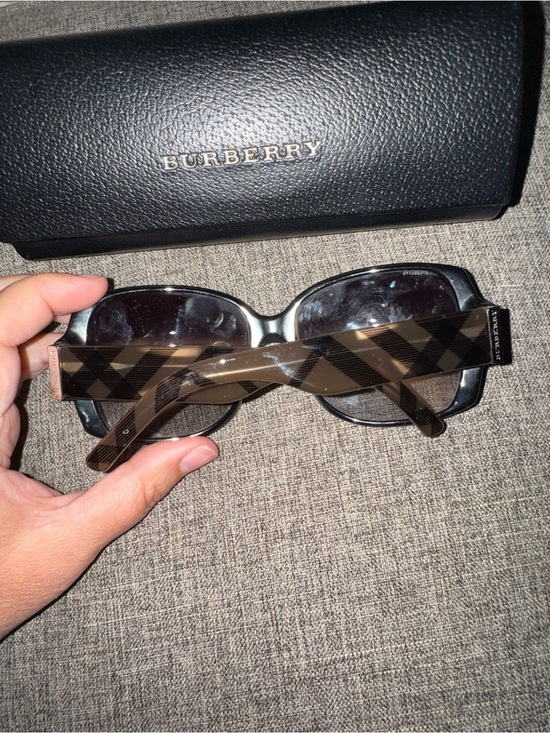 Burberry Black Women\'s Oversized Square Sunglasses